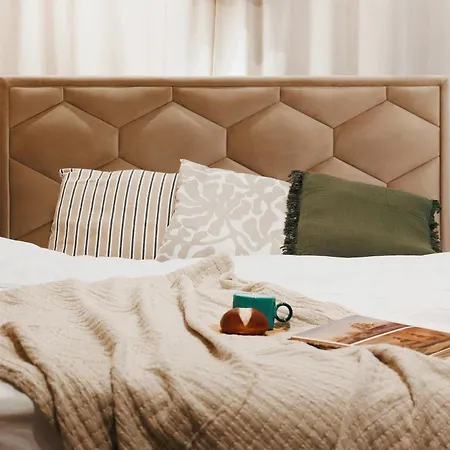 Aesthetic With Balcony 5min To Republic Square Apartament *