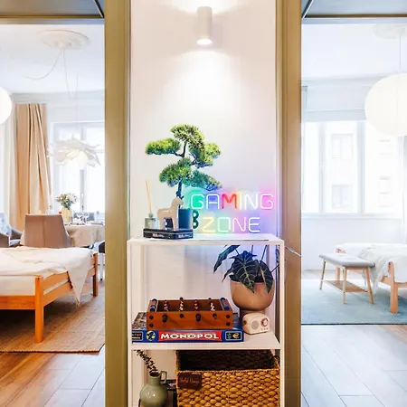 Aesthetic With Balcony 5min To Republic Square アパート *