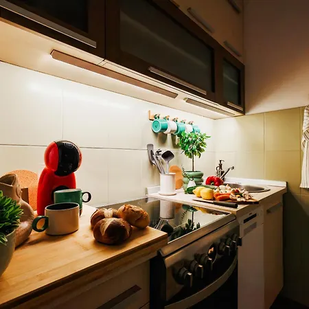 Aesthetic With Balcony 5min To Republic Square アパート *